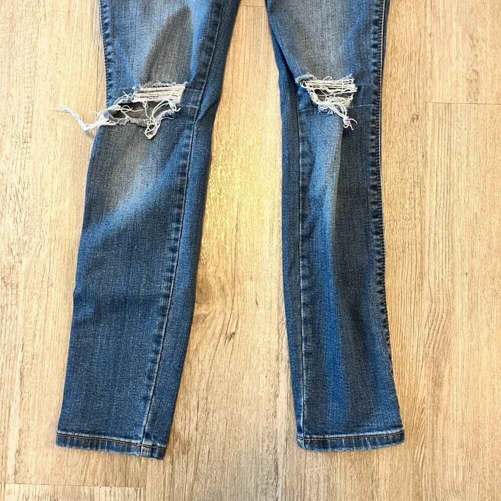 Womens Arizona Jeans Hi-Rise Curvy Skinny - 7 - Picture 3 of 8